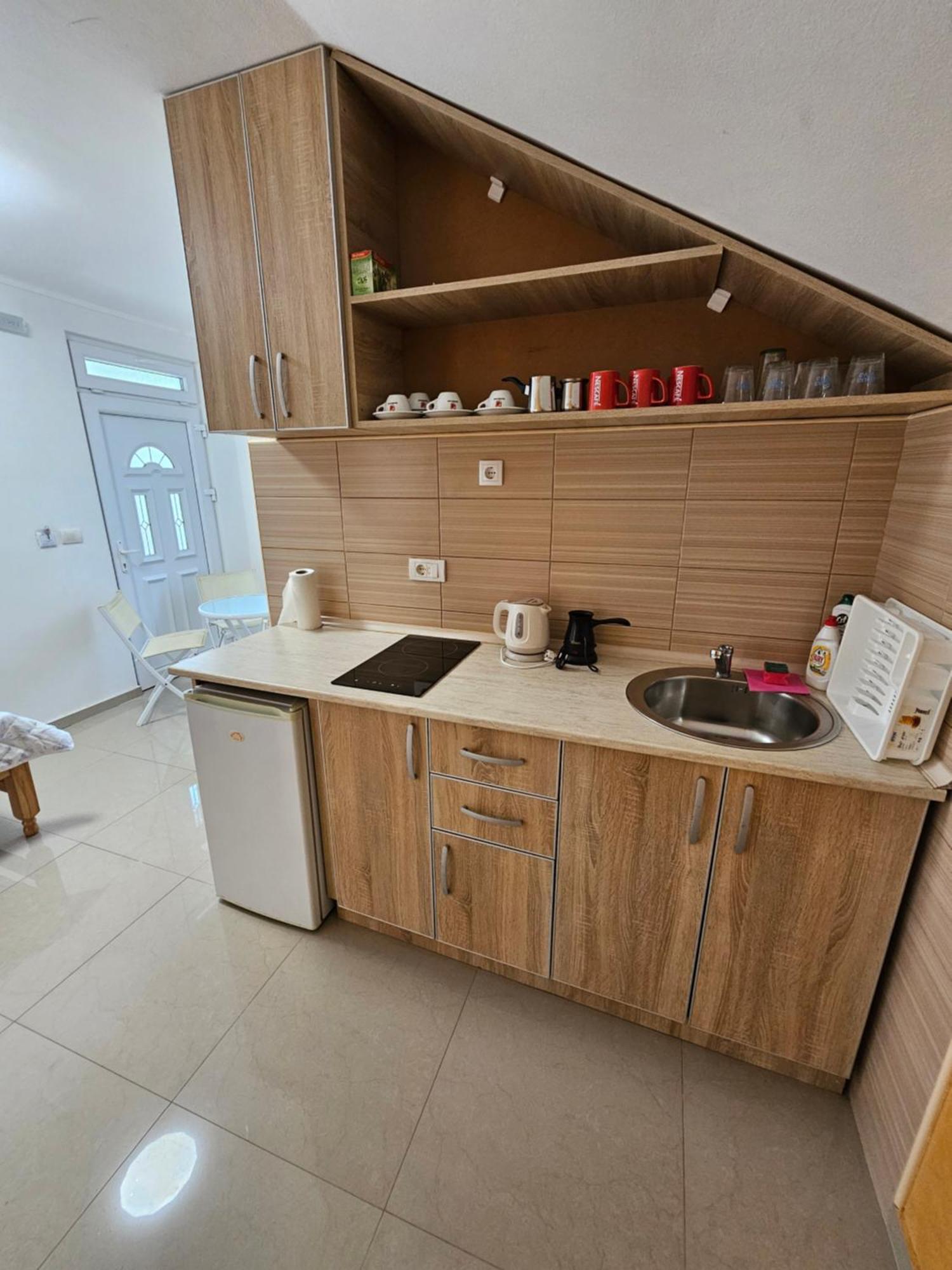 Apartmani Vila Ebra 尤塔哈 外观 照片