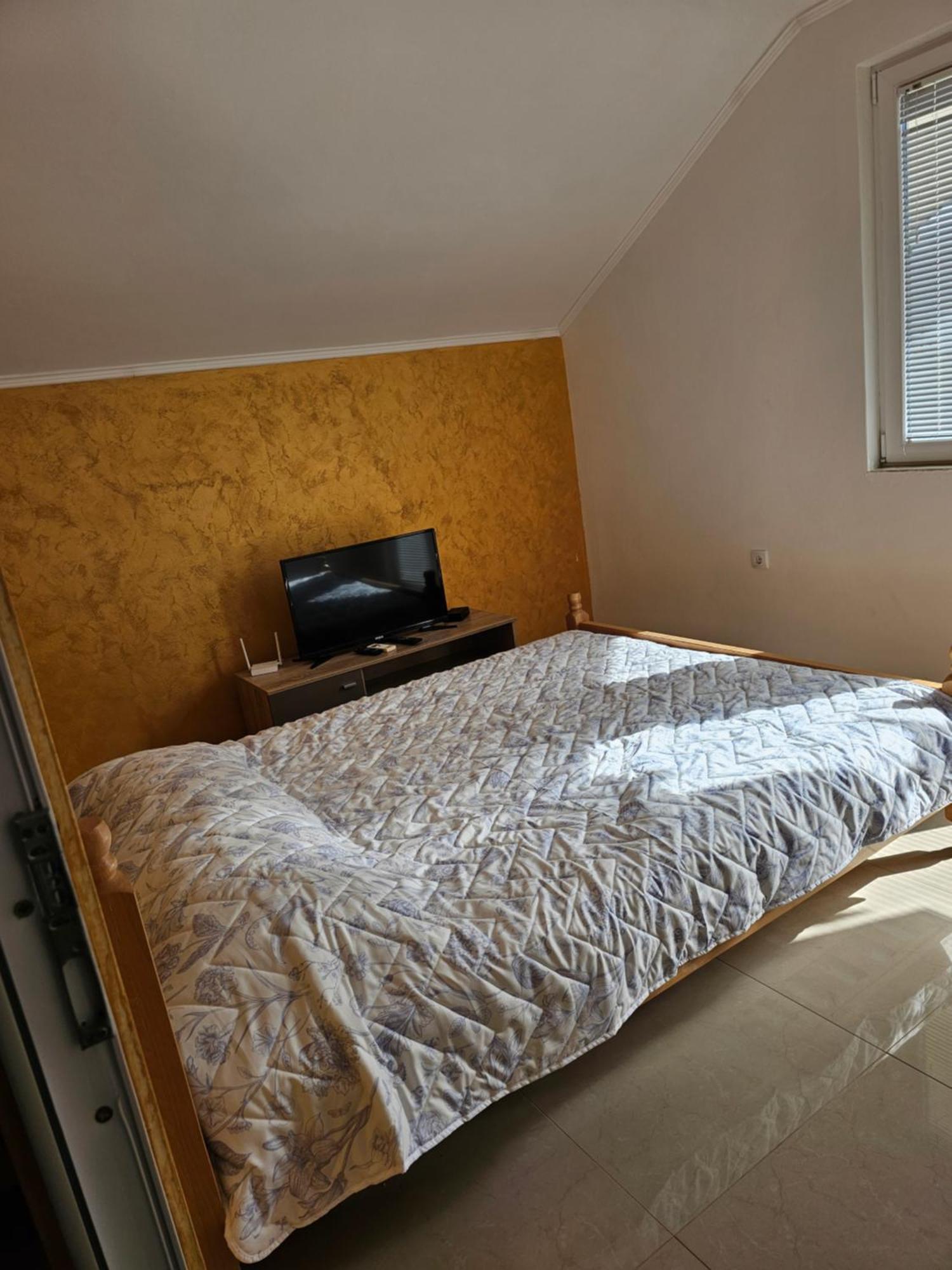 Apartmani Vila Ebra 尤塔哈 外观 照片