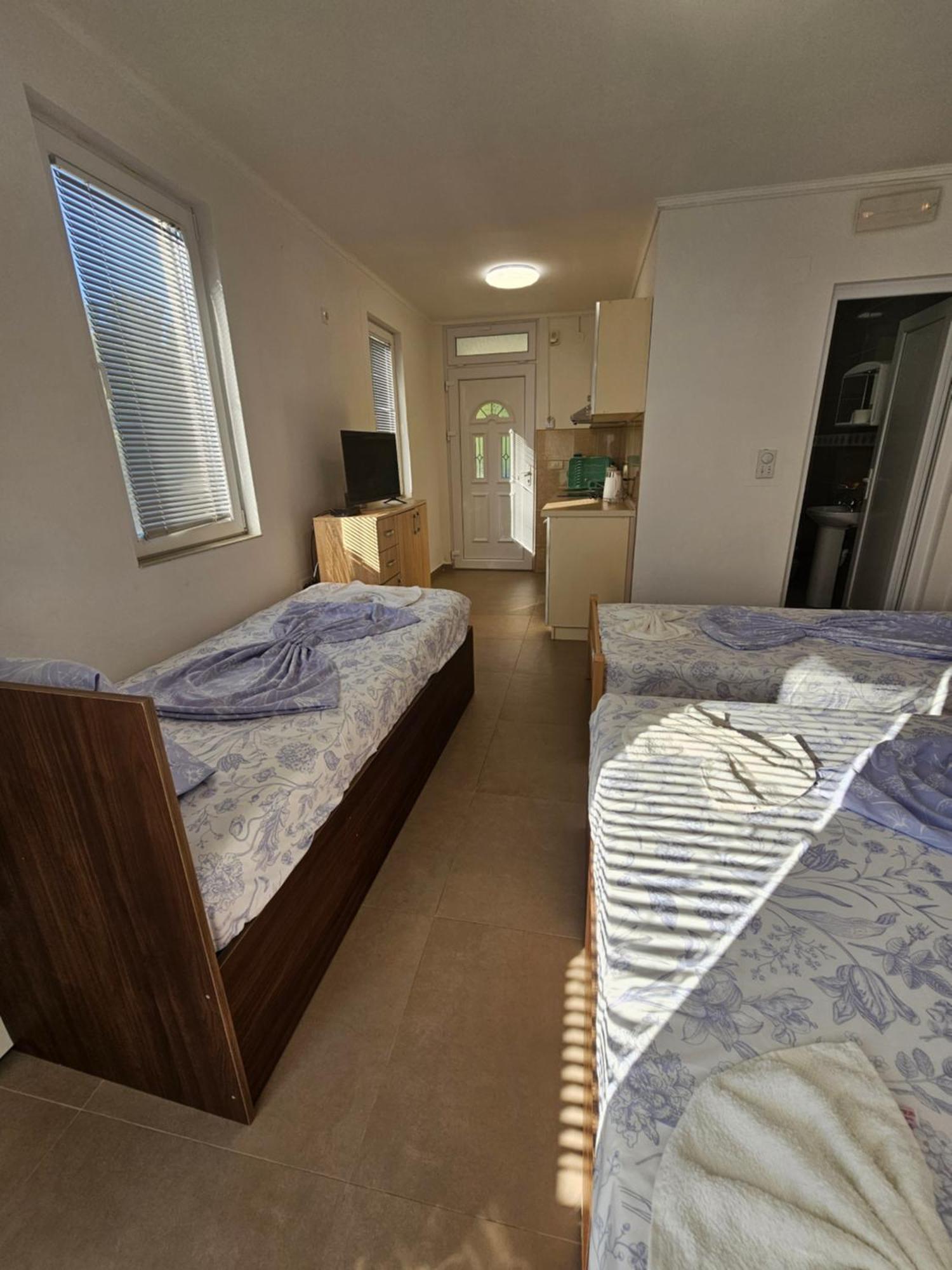 Apartmani Vila Ebra 尤塔哈 外观 照片