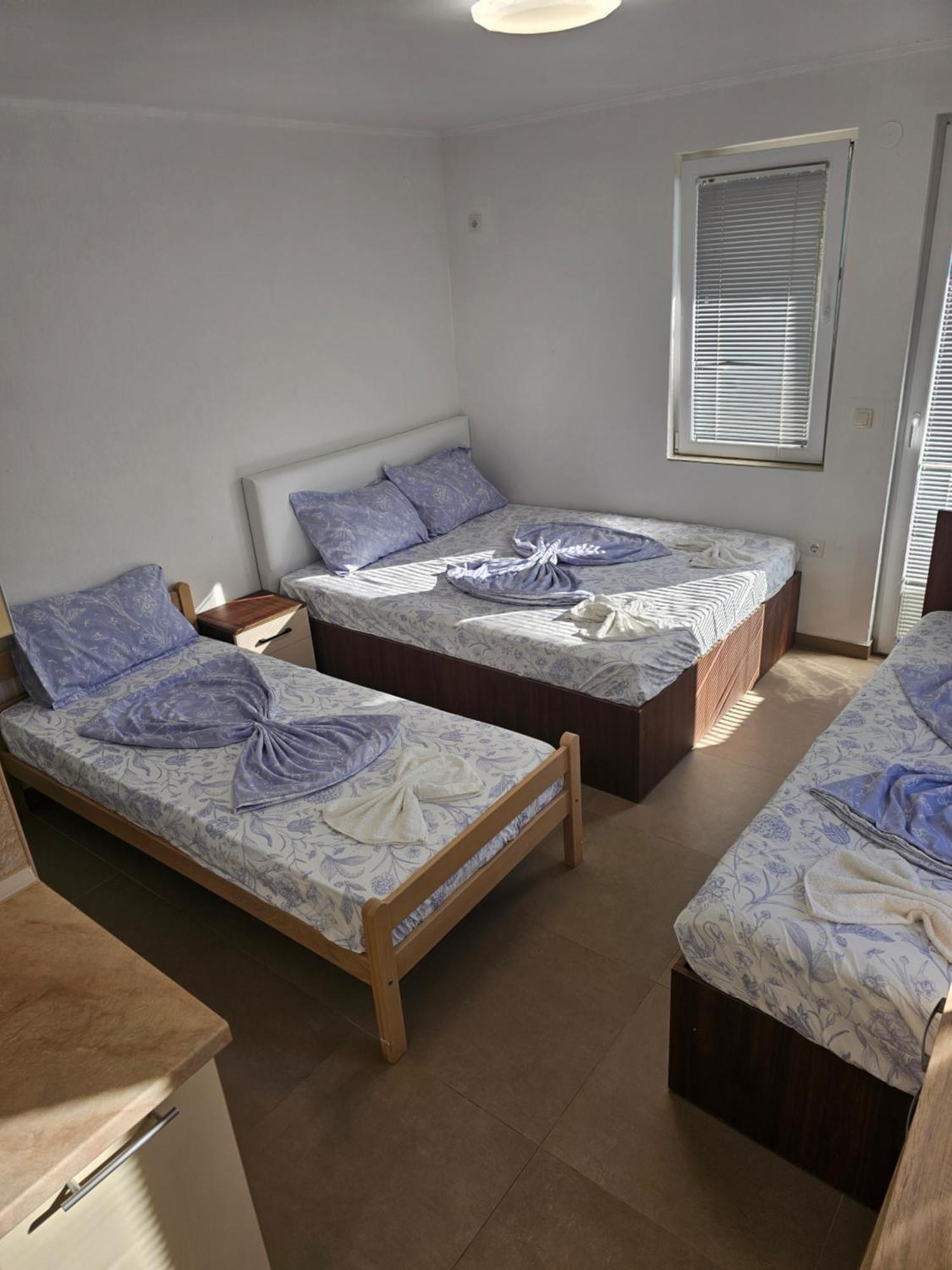 Apartmani Vila Ebra 尤塔哈 外观 照片