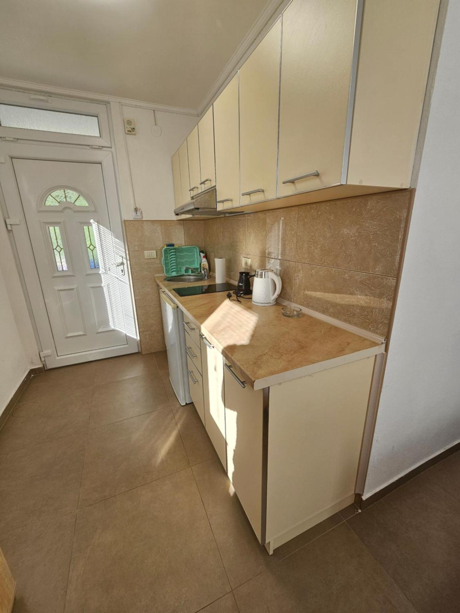 Apartmani Vila Ebra 尤塔哈 外观 照片